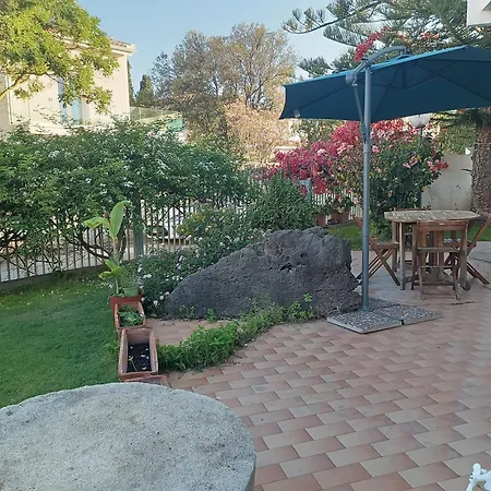 Apartment Casa Al Mare Con Giardino Privato Sant'Andrea (Sardinia)