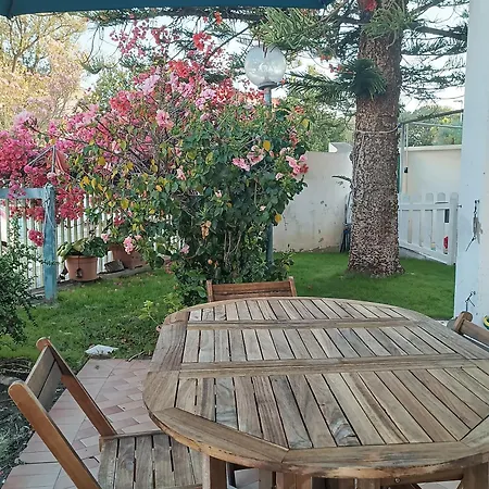 Casa Al Mare Con Giardino Privato Apartment