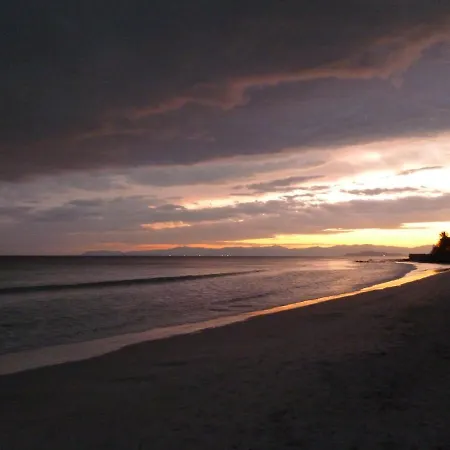 Casa Al Mare Con Giardino Privato *