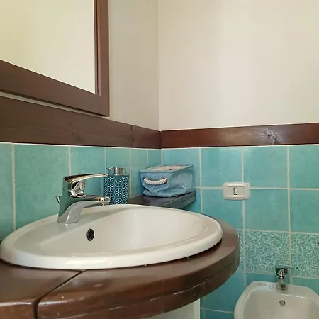 Casa Al Mare Con Giardino Privato Lägenhet Sant'Andrea (Sardinia)