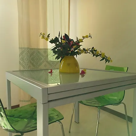 Casa Al Mare Con Giardino Privato Lägenhet *