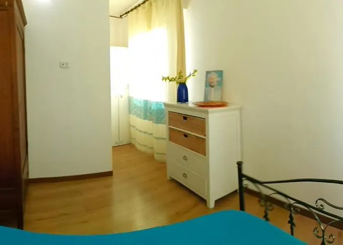 Casa Al Mare Con Giardino Privato